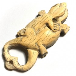Jing Jok Bee Maha Sanaeh 5 x 2 Cm Carved Ivory Gecko Amulet