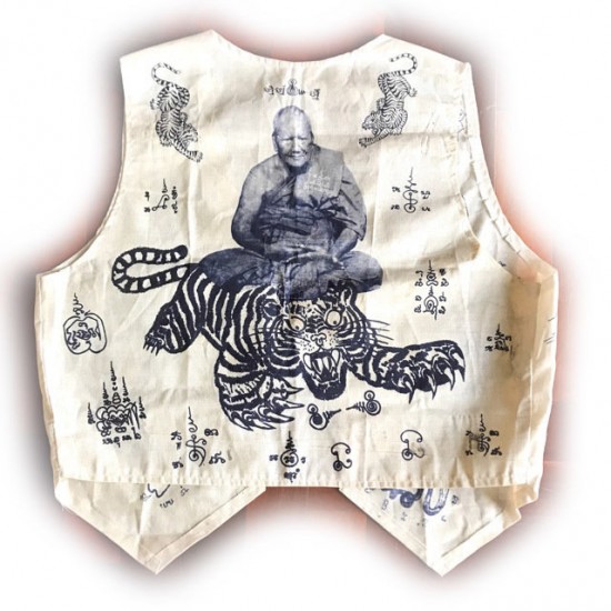 Suea Yant Khee Suea Luang Por Phern Tidtakuno Wat Bang Pra Sacred Yantra Cloth Shirt Suea Yant Khee Suea Luang Por Phern Tidtakuno Wat Bang Pra Sacred Yantra Cloth Shirt