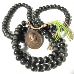 Prakam Saksit 108 + Rian Roop Muean 2520 BE Blessed Buddhist Rosary with Monk Coin